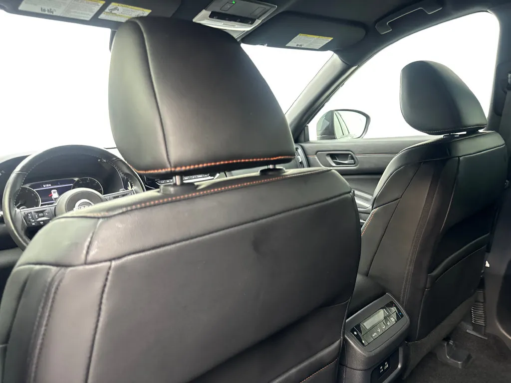 Nissan Pathfinder photo 39