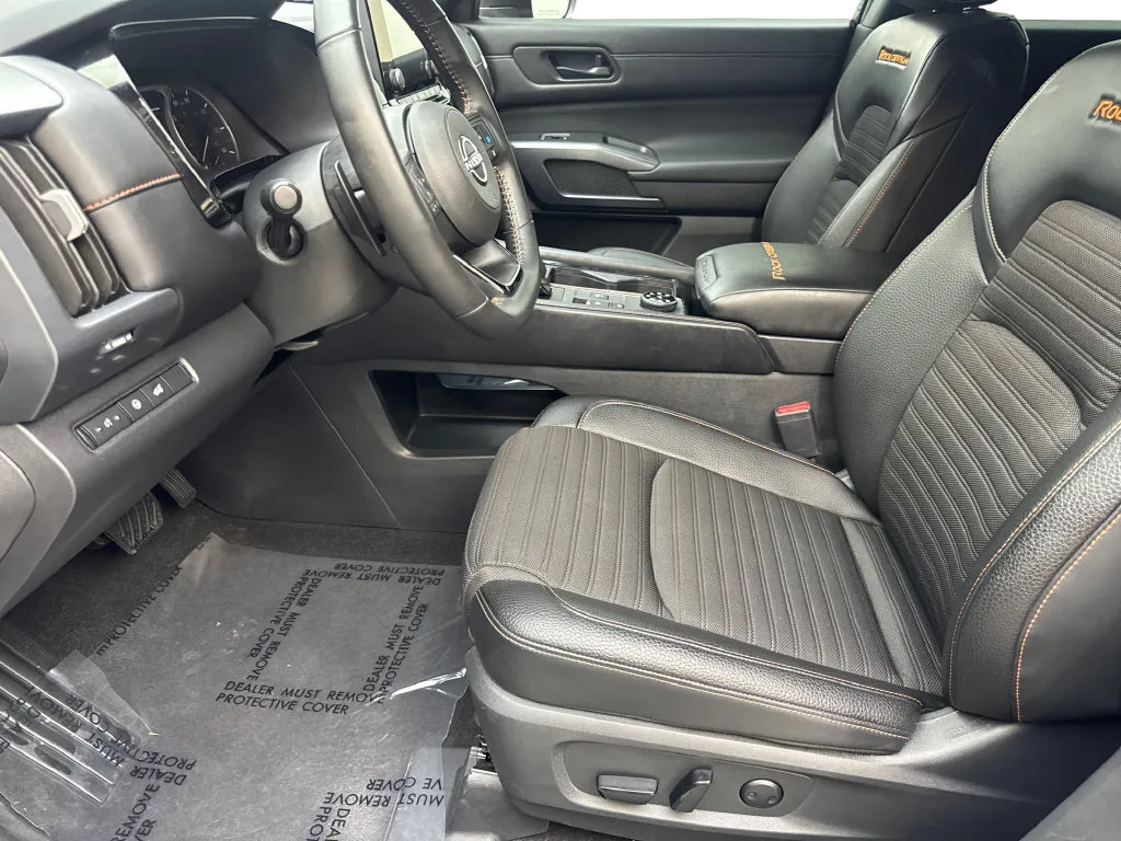 Nissan Pathfinder photo 29