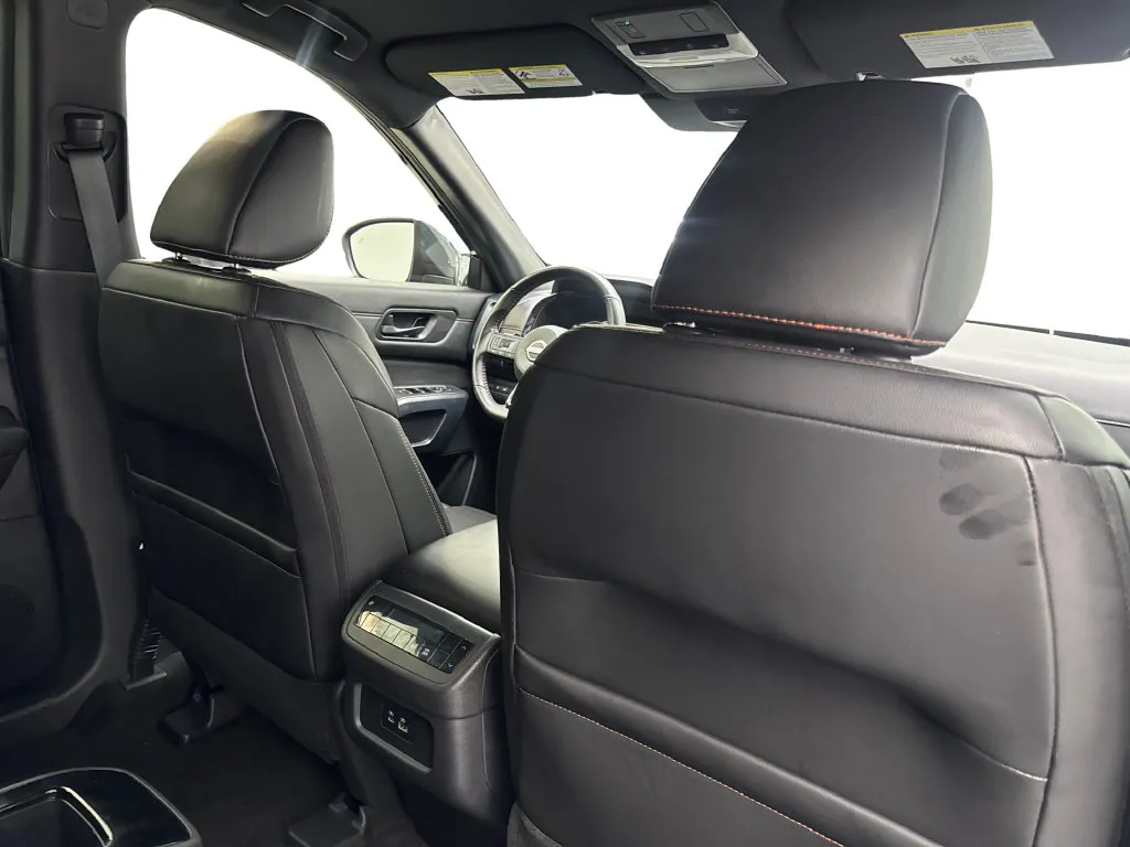 Nissan Pathfinder photo 48