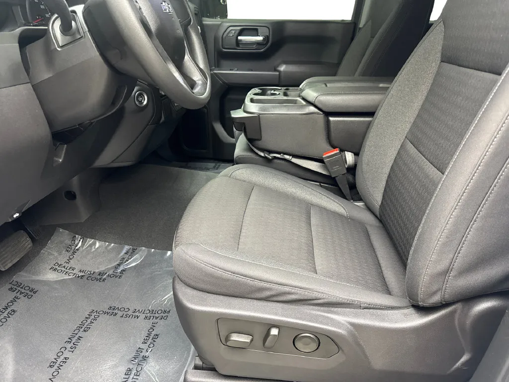 Chevrolet Silverado photo 30