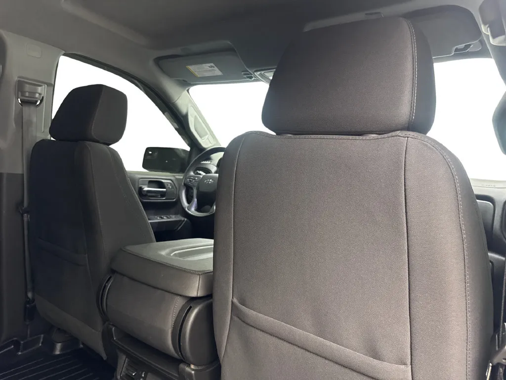 Chevrolet Silverado photo 45