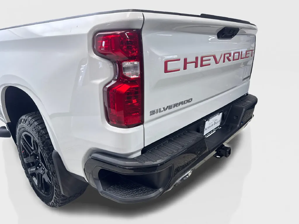 Chevrolet Silverado photo 21