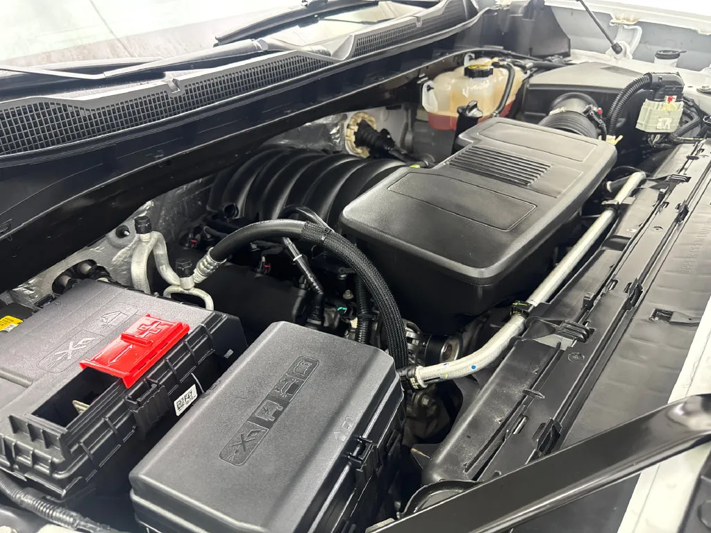 Chevrolet Silverado photo 81