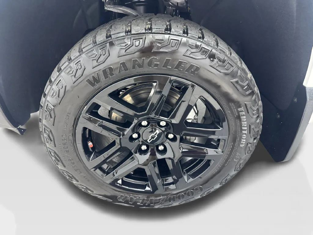 Chevrolet Silverado photo 89