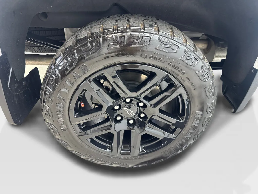Chevrolet Silverado photo 87
