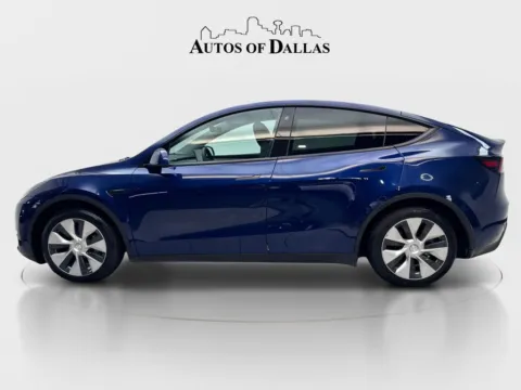 More photos of 2023 Tesla Model Y Long Range at Autos of Dallas - Irving, TX