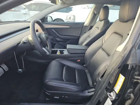More photos of 2022 Tesla Model 3 Performance at Autos of Dallas - Irving, TX