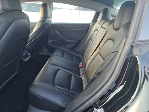 More photos of 2022 Tesla Model 3 Performance at Autos of Dallas - Irving, TX