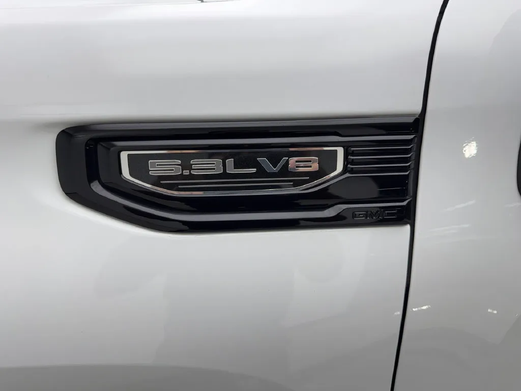 GMC Sierra photo 27