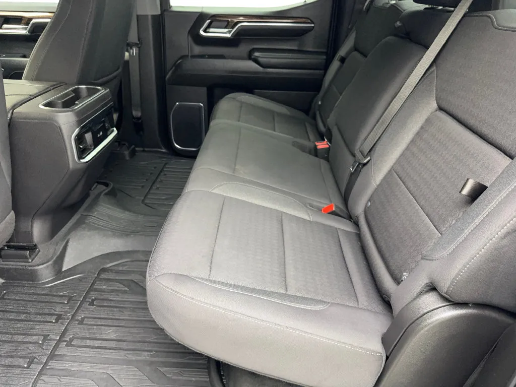 GMC Sierra photo 36