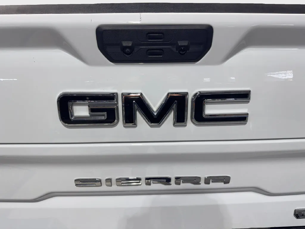 GMC Sierra photo 22