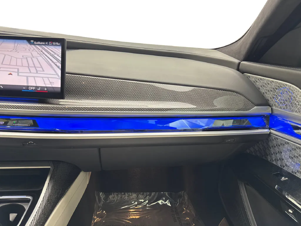 BMW i7 photo 58