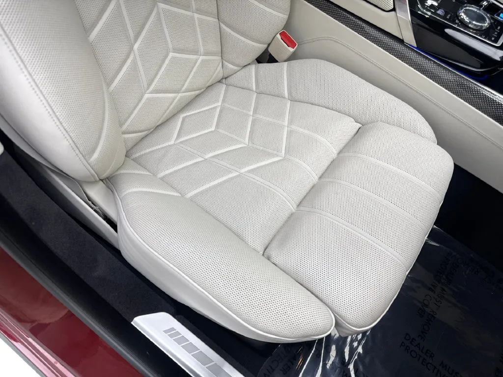 BMW i7 photo 47