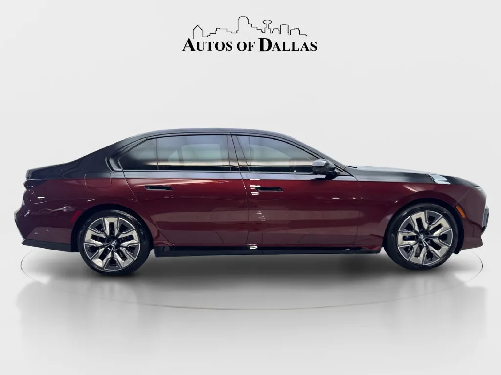 BMW i7 photo 11