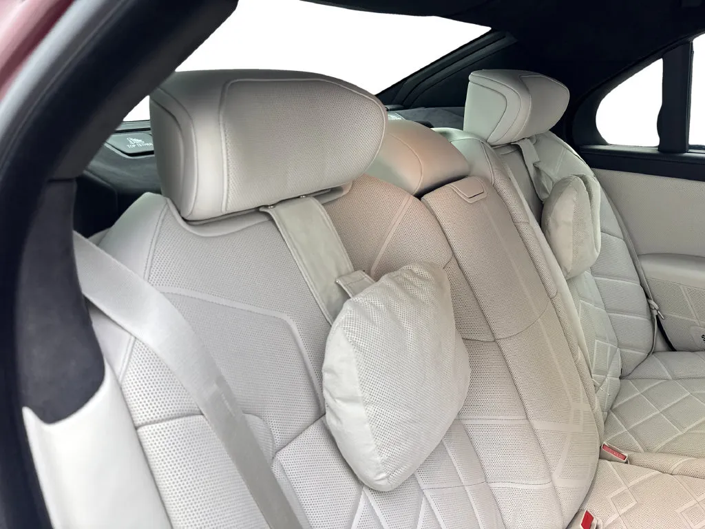 BMW i7 photo 41