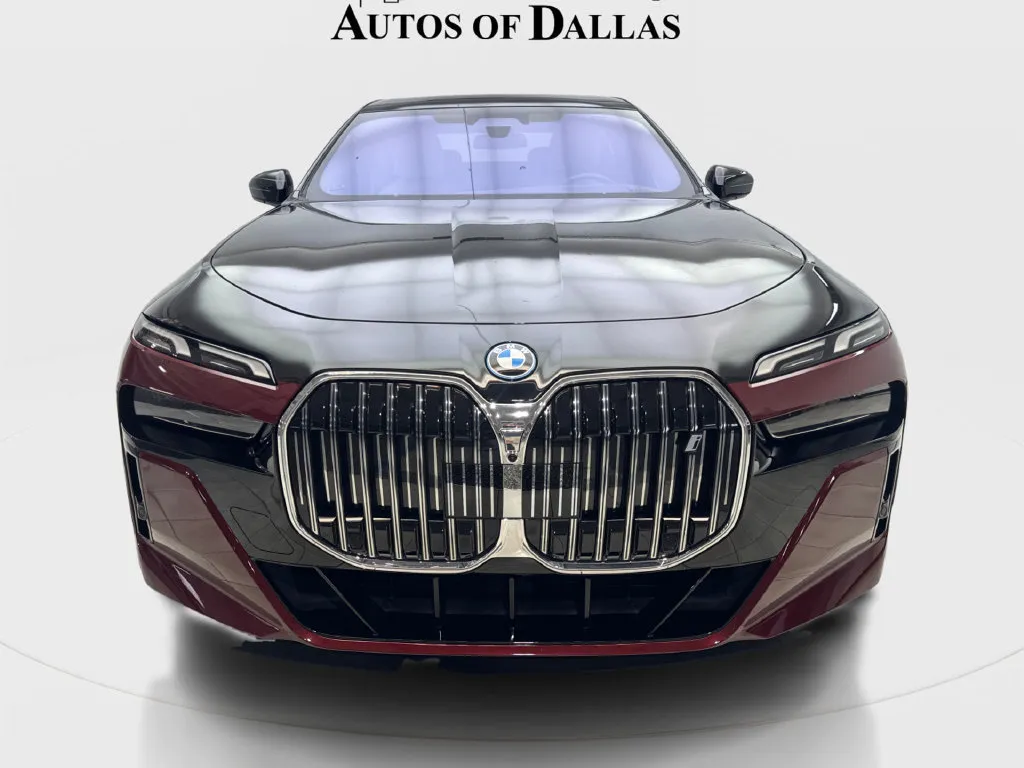 BMW i7 photo 4