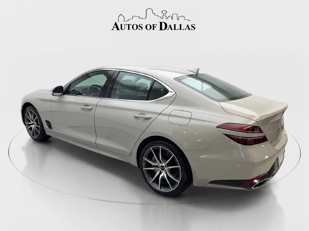 Genesis G70 photo 7