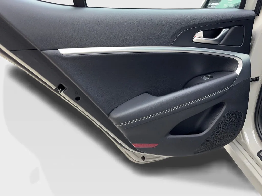 Genesis G70 photo 34