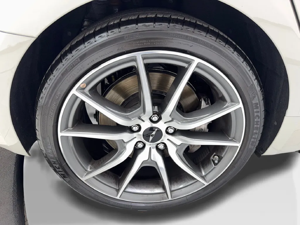 Genesis G70 photo 77