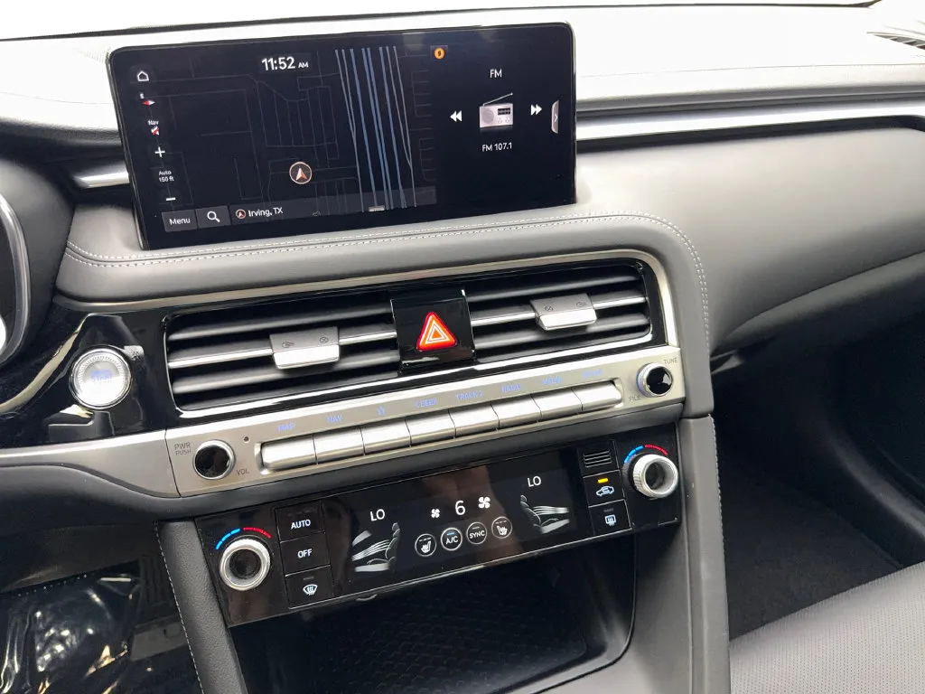 Genesis G70 photo 58