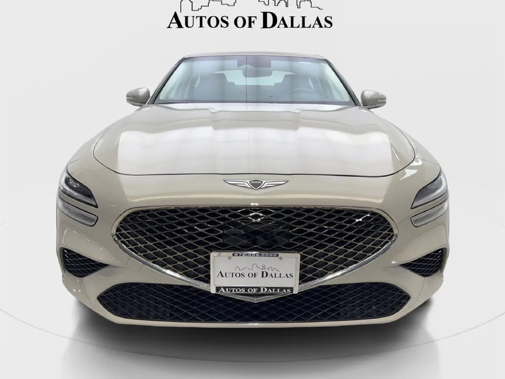 Genesis G70 photo 4