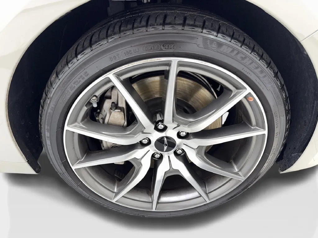 Genesis G70 photo 78