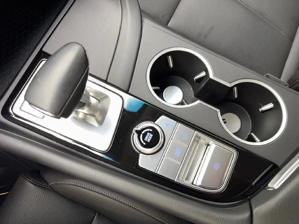 Genesis G70 photo 64