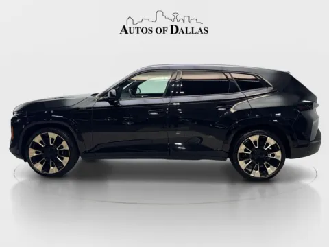More photos of 2023 BMW XM at Autos of Dallas - Irving, TX