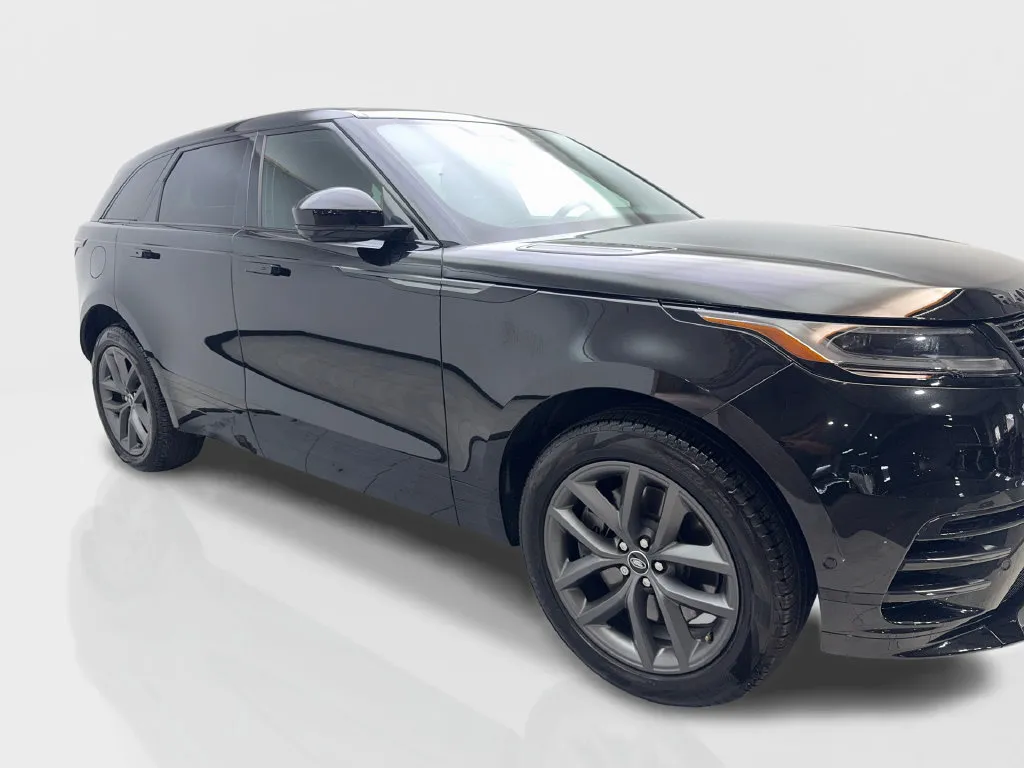 Land Rover Range Rover Velar photo 14