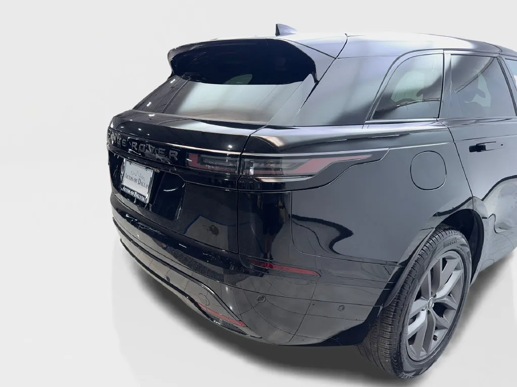 Land Rover Range Rover Velar photo 20
