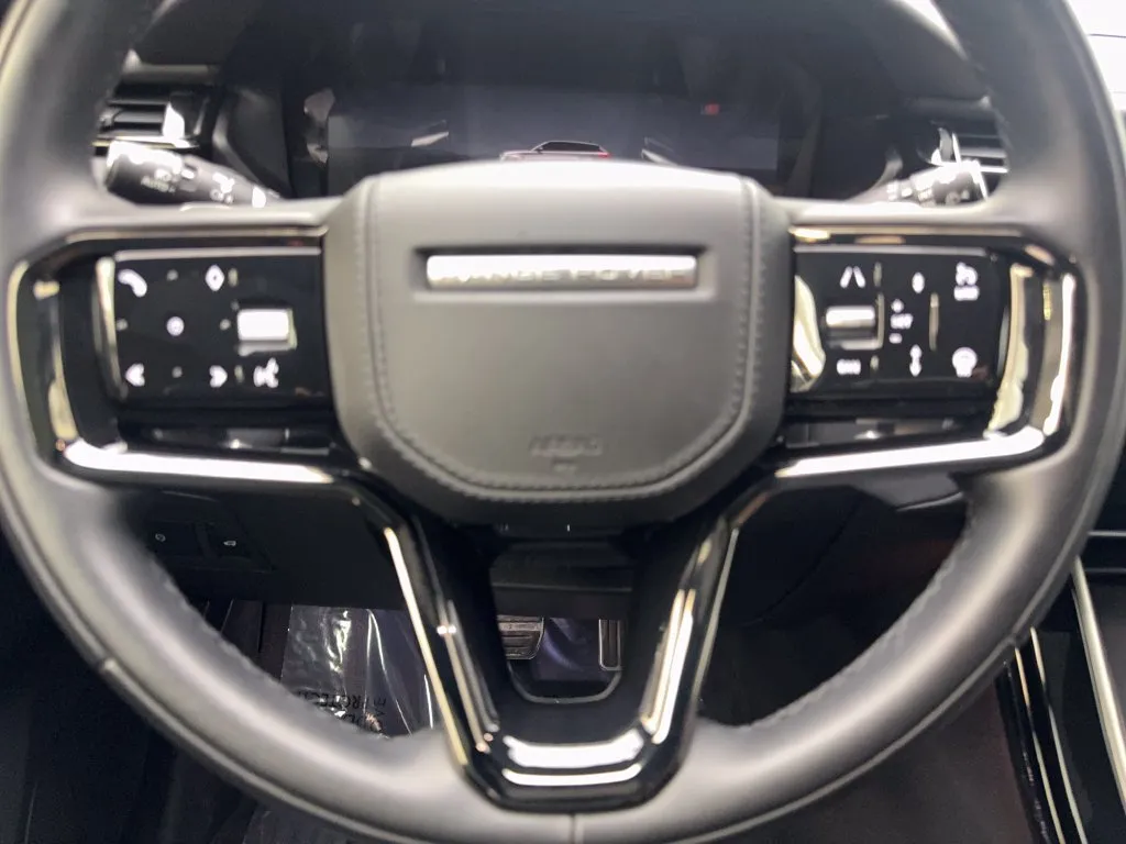 Land Rover Range Rover Velar photo 59