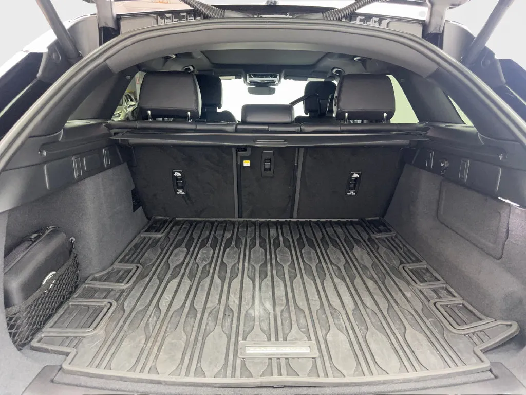 Land Rover Range Rover Velar photo 78