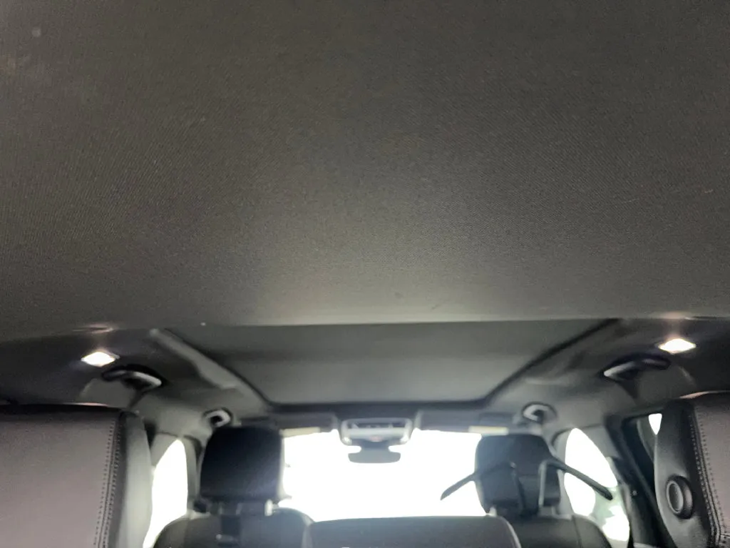 Land Rover Range Rover Velar photo 72