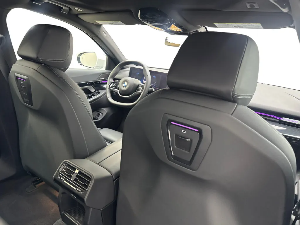 BMW 5 Series photo 43