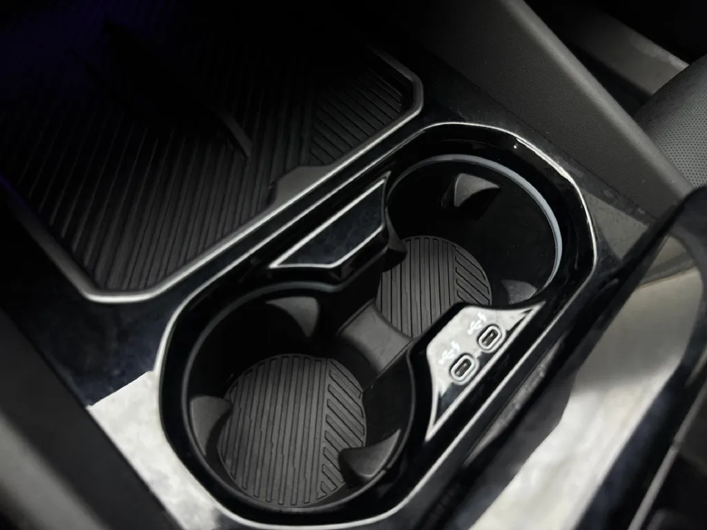 BMW 5 Series photo 70
