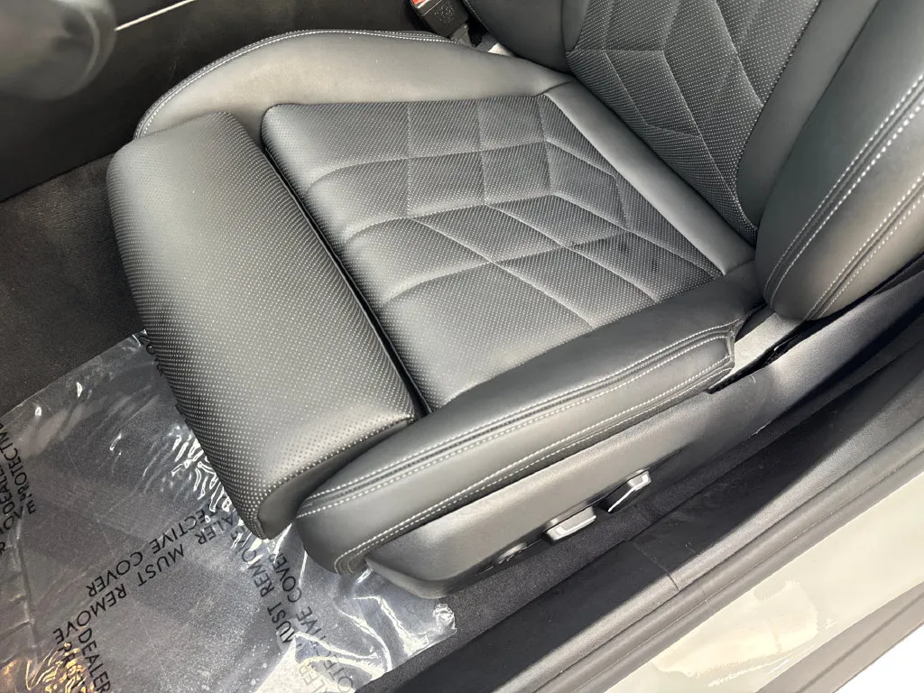 BMW 5 Series photo 30