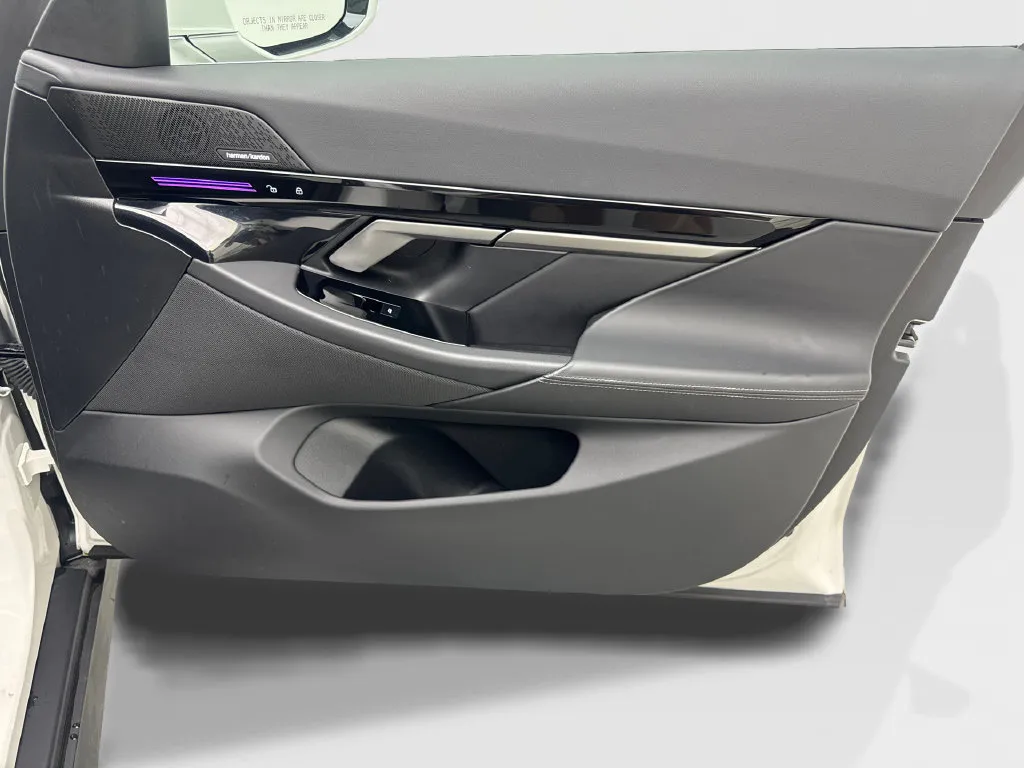 BMW 5 Series photo 50