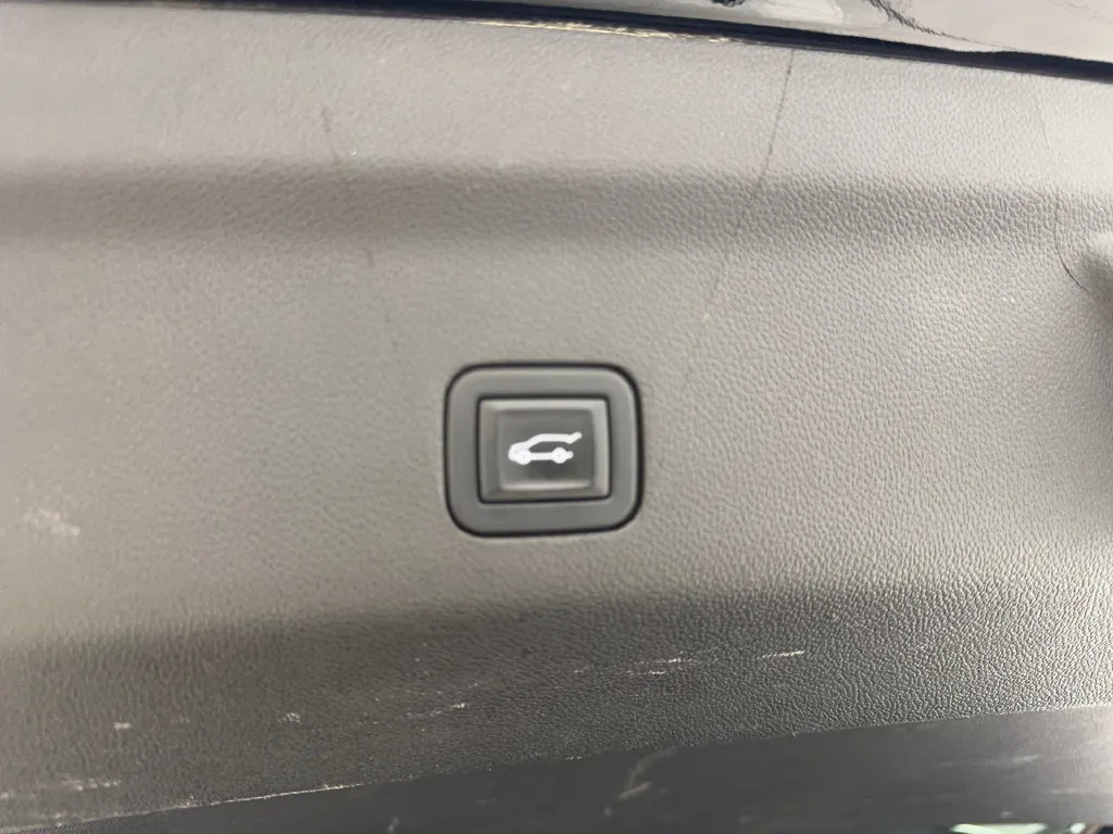 Chevrolet Tahoe photo 91