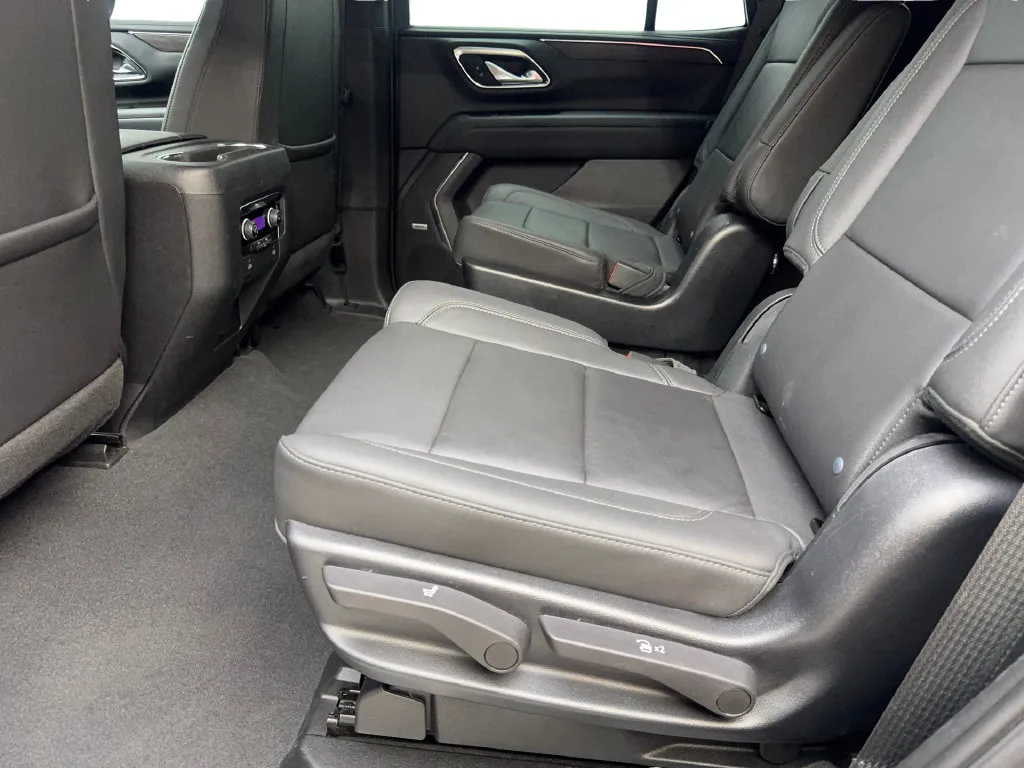 Chevrolet Tahoe photo 35