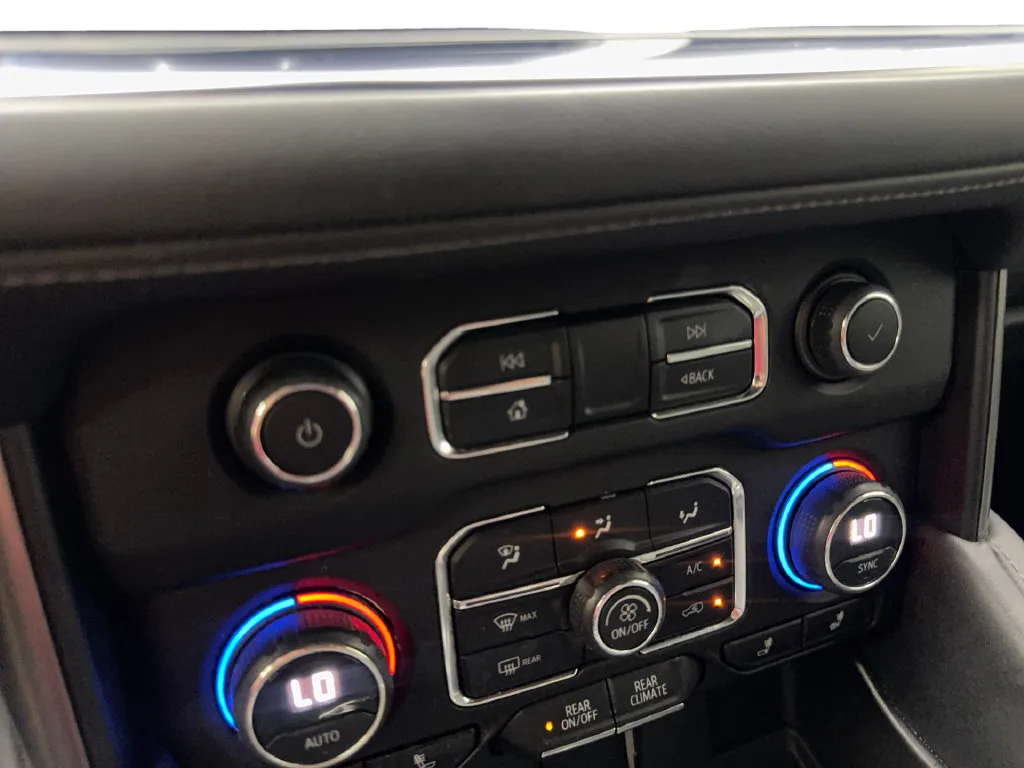 Chevrolet Tahoe photo 73