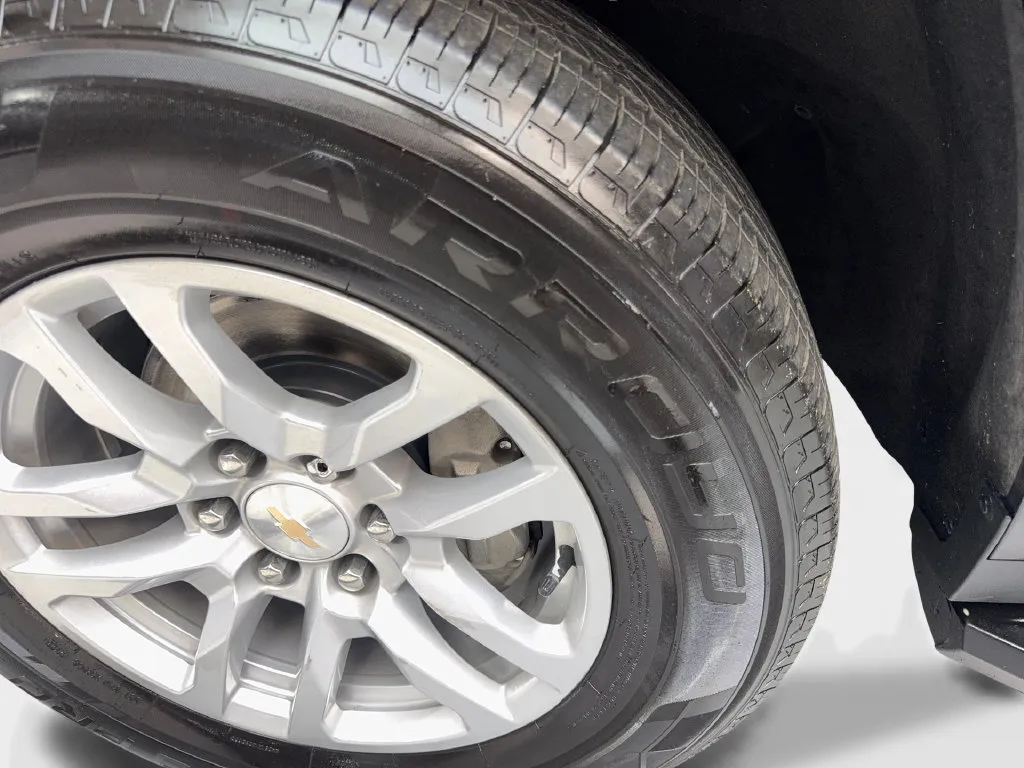 Chevrolet Tahoe photo 96