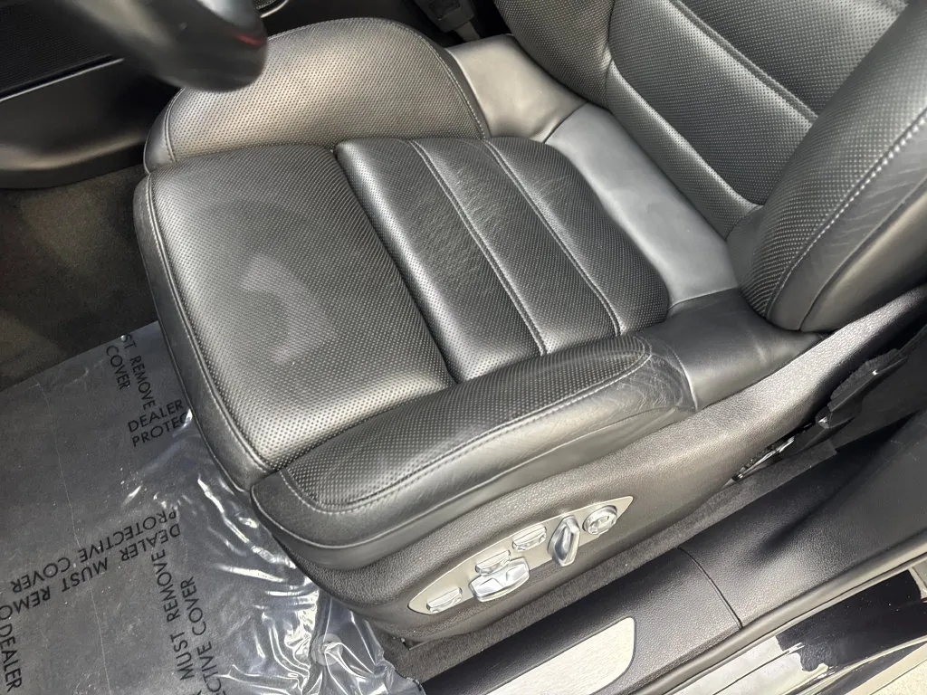 Porsche Macan photo 29