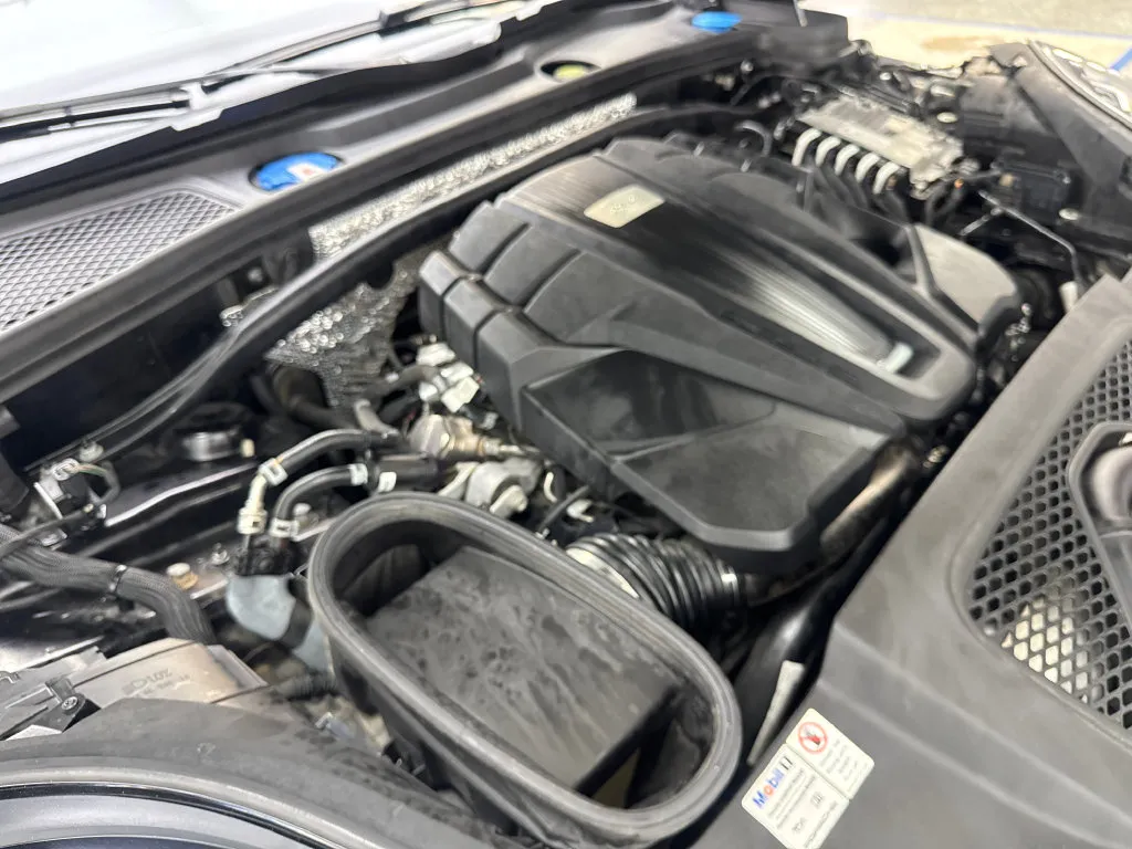 Porsche Macan photo 80