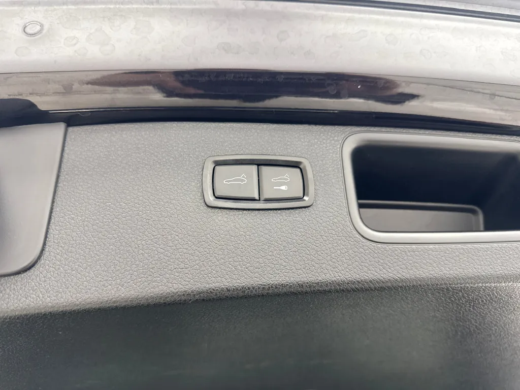 Porsche Macan photo 86