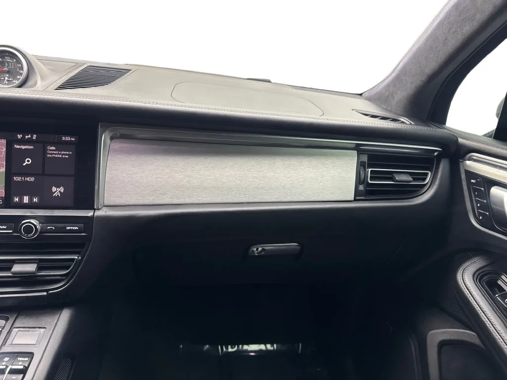 Porsche Macan photo 59