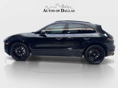 More photos of 2020 Porsche Macan Turbo at Autos of Dallas - Irving, TX