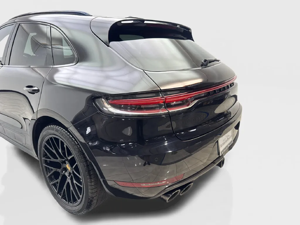 Porsche Macan photo 21