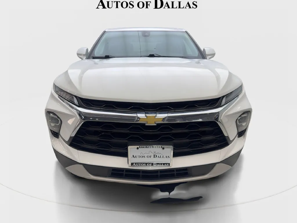Chevrolet Blazer photo 4