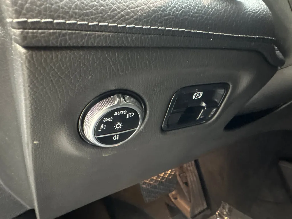 Mercedes-Benz EQE photo 55