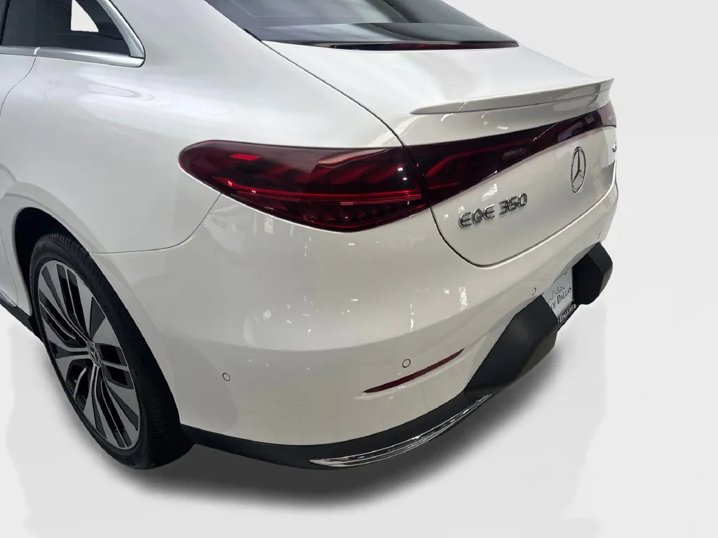 Mercedes-Benz EQE photo 21